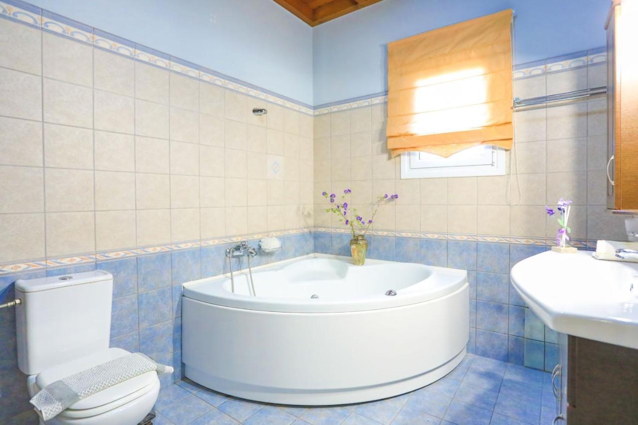 Villa Chrisdina Nymfai Екстериор снимка