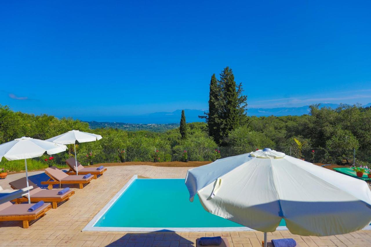 Villa Chrisdina Nymfai Екстериор снимка